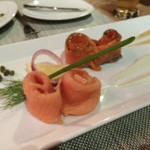 CAPE DARA PATTAYA - サーモンの前菜