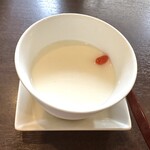 翠花 - 杏仁豆腐