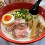 俺のラーメン あっぱれ屋 - 別盛りなので、ノーマル濁とろ塩ラーメン✨美しいバランス！