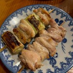 鶴千 - 宮崎産鶏ふりそでのねぎま、ヤンバル若鶏もも