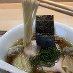 飯田商店 - 麺リフト