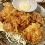 餃子 もつ鍋 鉄板焼肉 うどん 博多どんたく - ・あご出汁鶏の唐揚げ