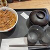 松屋 蕨西口店