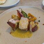 プレートカフェリゾラ - 梅肉ポークのアッロスティーレ 柑橘とマスタードソース