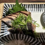 肉豆冨とレモンサワー 大衆食堂 安べゑ - 【2025.5.19(月)】】豊洲鮮魚の刺身定食のカツオたたき