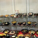 味一番 - ショーケース