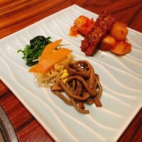 松庵 韓菜房 栄大津通店 - 