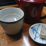 そば処 万葉 - 蕎麦湯＆蕎麦粉のバナナケーキ