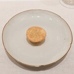 CHIUnE - 平貝とうに、バターをあげたもの