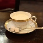 築地 - ・ウインナー珈琲 800円/税込