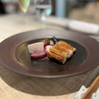 萬屋本店レストラン - 丹波黒鶏のグリル　鶏コンソメソース