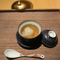 眞善美 - 上湯スープ、毛蟹のワンタン
