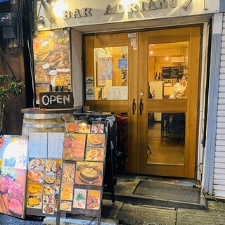 女性も長居したくなるようなお洒落な空間で、寛ぎのひと時をぜひ