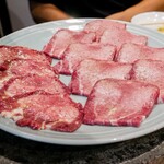 炭火焼肉ホルモンさわいし - 