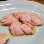 炭火焼肉ホルモンさわいし - 