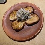 PASTAIONE OKINAWA - しらすのブルスケッタ