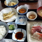 Sakanadokoro Sadayoshi - 定吉定食