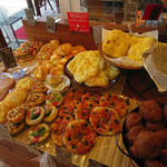 アミール - アミールの内観