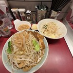 豚らーめん ミドリカワ - 