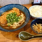 とんかつ とん八 - 料理写真:カツカレーラーメン