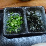 麺屋 一里 - 薬味