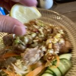 おおぐま食堂 - 気が狂ったようにレモンをかける千円チャーシュー