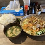 おおぐま食堂 - 油淋鶏定食