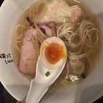 支那ソバ 小むろ - トロトロ味玉