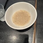 支那ソバ 小むろ - 背脂（味変用）