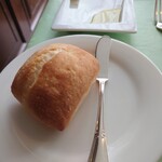 レストラン シェフ2 - 美味しいパン♪おかわりパンはライ麦パンでした♪