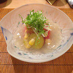 恵比寿　くろいわ - うにの酒蒸しの燻製 トマト さつまいもと トウモロコシ 出汁の効いた本葛粉の餡掛け
      