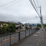 Ramen FeeL - 日向和田駅を降りると山がモヤってました。