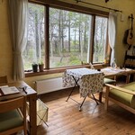 旅とPizzaとお宿 咲色 - 店内の一部