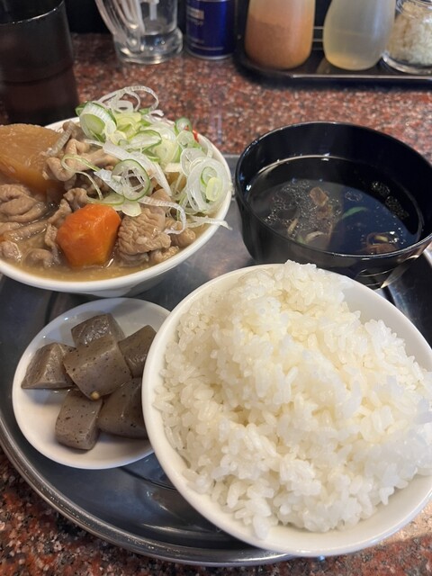 閉店】煮込みや 左斜め上24° - 藤が丘/牛料理 | 食べログ