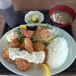 むさしや食堂 - ミックスフライ定食