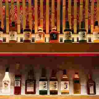 山崎や白州などジャパニーズウイスキーが豊富に揃うラインナップ