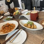 DESIGN FOOD MARKET - 