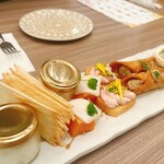 アトリウムラウンジ - 