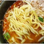 東京スタイルみそらーめん ど・みそ  - 麺、美味かった。ような気はするんですがいかんせん辛くて…