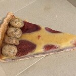 AM STRAM GRAM  - 桜もち風いちごのタルト