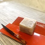 和菓子薫風 - ナッツのきんつば