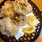 個室で味わう博多もつ鍋と手打ち焼き鳥 呑兵衛 - 