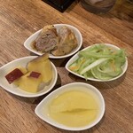 洋食屋さん Kou, - 小鉢は２つ選べます