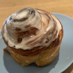 Ｂｒｅａｄ Ｃｒａｆｔ　オオウラ - シナモンロール 200円