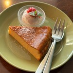 カフェ・ゾエ - チーズケーキset