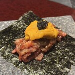 銀座 鉄板焼き ステーキ K-sio - 雲丹と黒毛和牛生肉の肉ドック