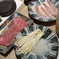 黄金出汁しゃぶと江戸前寿司 肉のあさつ 梅田お初天神店 - 