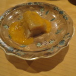 器楽亭 - 赤ズイキの酒盗餡