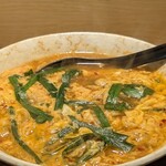 近江牛ホルモン いるもん - ユッケジャン  麺で頂きました