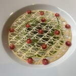 アンペイジ - スズキのマリネ　じゃがいもとヨーグルト　クリームソース　ディルオイル　キャビア